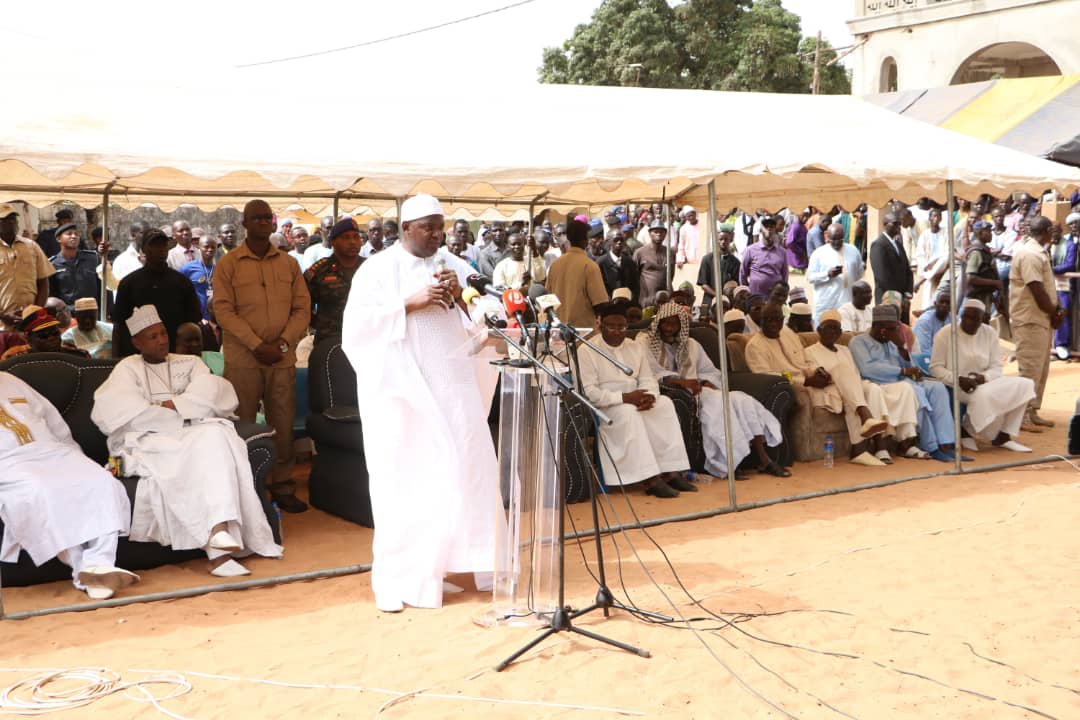 President Barrow delivers a powerful message of reconciliation, unity and strength at Faraba Banta village in the face of grieve.