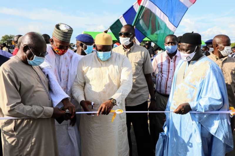 President Barrow on Sunday opened the Kallen Bus Town Road in CRR where he later held a political meeting with the people. The president also earlier on visited the Basse Bridge under construction. 